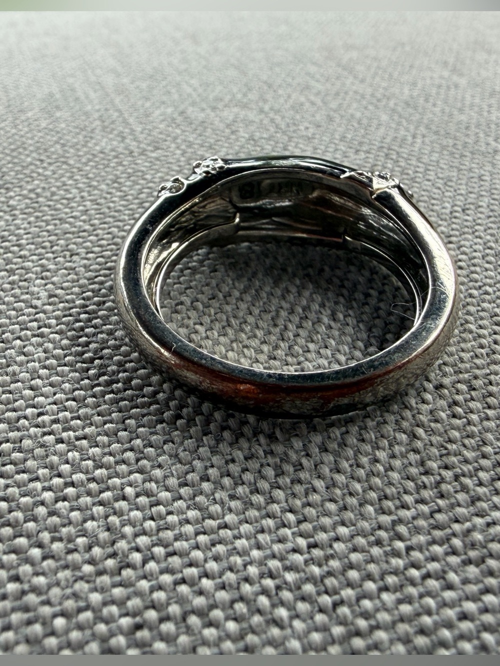 Vintage Avon Silver Ring w/ Black Gemstone - Picture 7 of 10